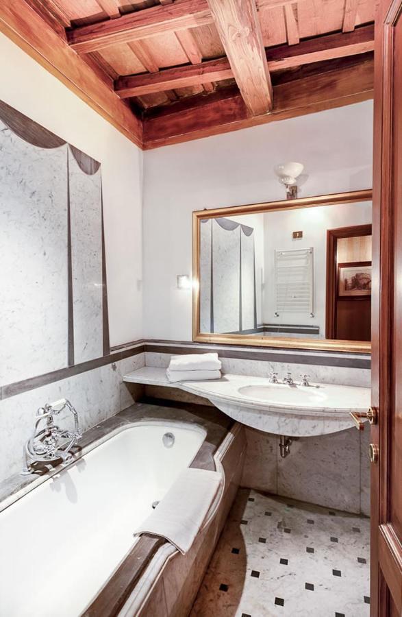 Castle Of Glamour XVI Century Luxury Apartments Roma Esterno foto